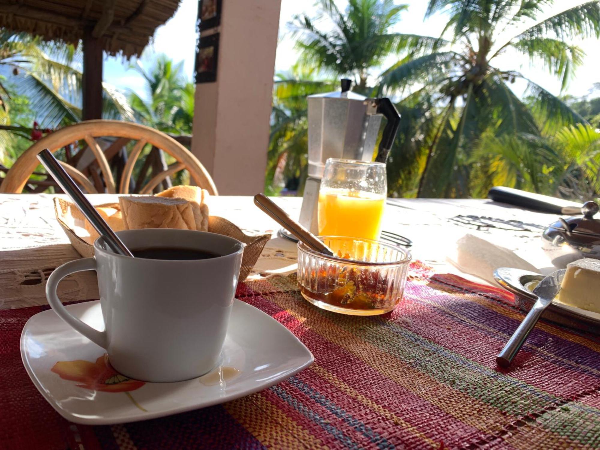 Bed and Breakfast Les Jardins D'Ankify Andimaka Exteriér fotografie